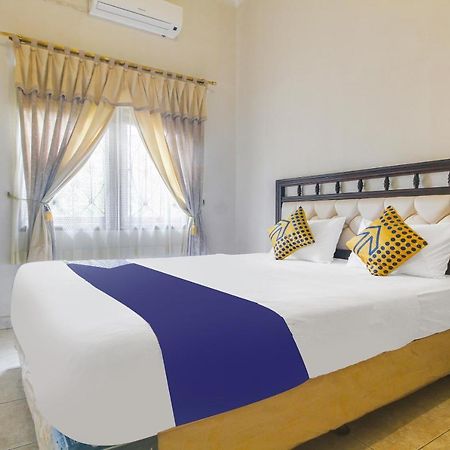 Spot On 91620 Skypiea Guest House Tasikmalaya Dış mekan fotoğraf