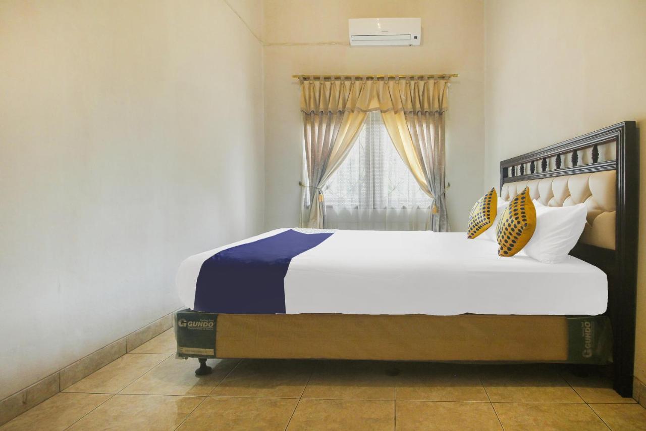 Spot On 91620 Skypiea Guest House Tasikmalaya Dış mekan fotoğraf