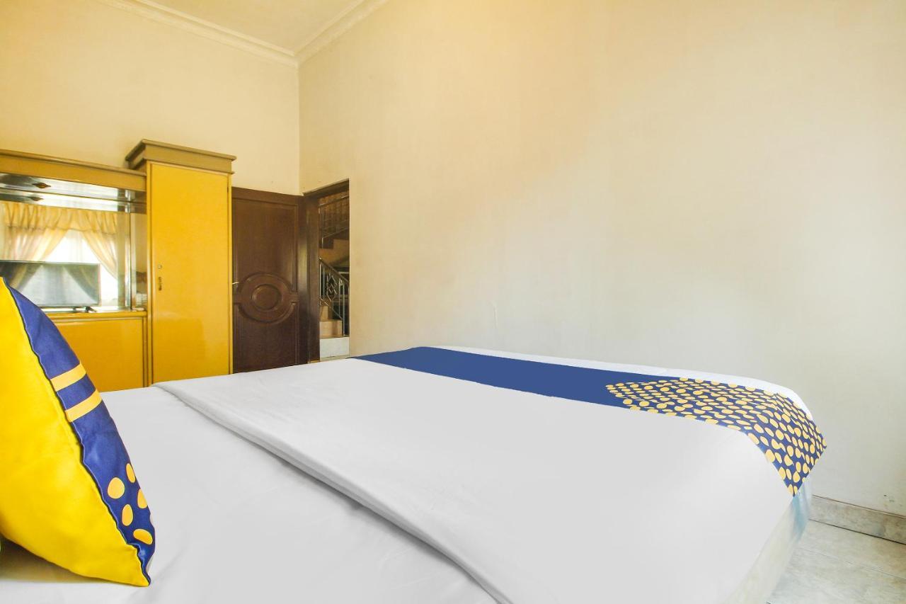 Spot On 91620 Skypiea Guest House Tasikmalaya Dış mekan fotoğraf
